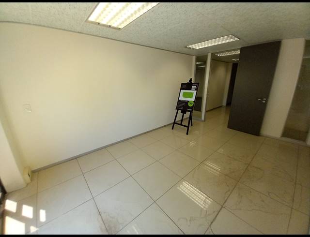 324M² OFFICE TO LET IN HURLINGHAM
